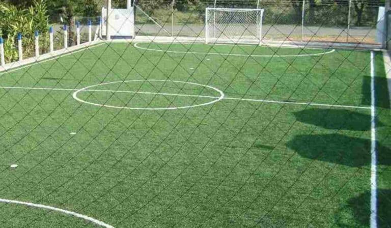 Cancha de fútbol disponible para reservar mediante Partidazo